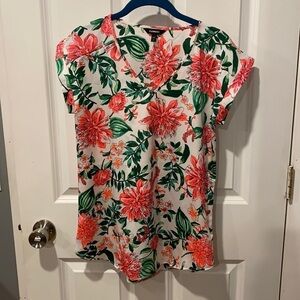 Express Silky V Neck Floral Top EUC